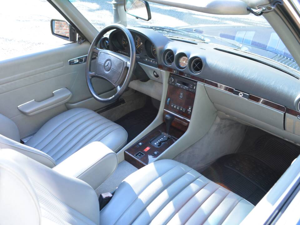 Bild 14/16 von Mercedes-Benz 560 SL (1988)