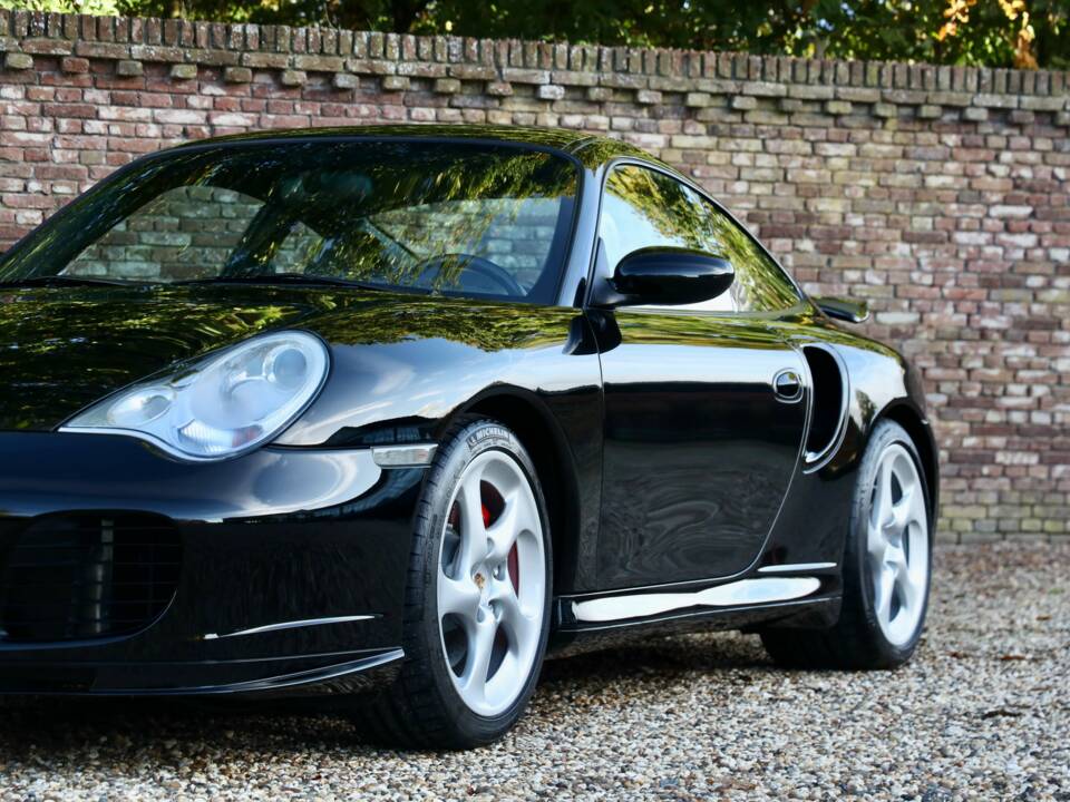 Image 25/50 of Porsche 911 Turbo (2002)