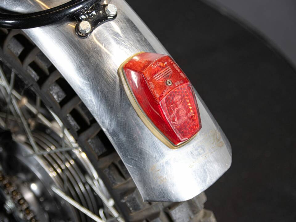 Immagine 48/49 di Aprilia Scarabeo 50 (1972)