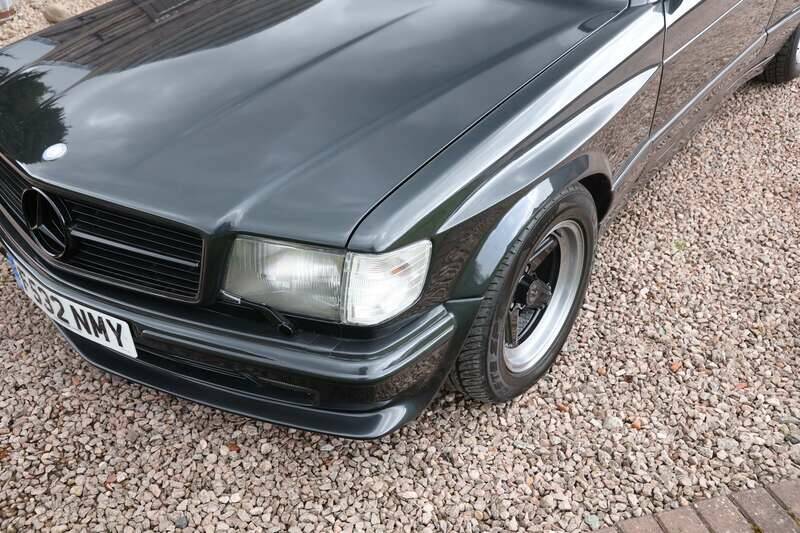 Image 35/50 of Mercedes-Benz 560 SEC 6.0 AMG (1989)