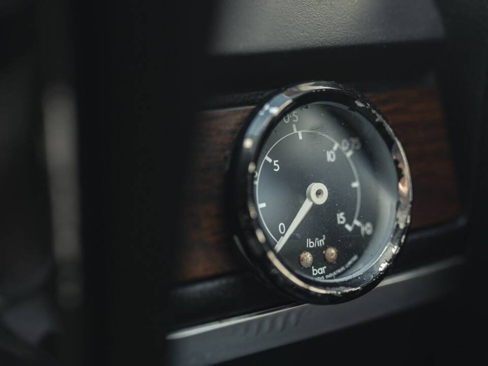 Image 27/32 of Alfa Romeo Alfetta GTV 2000 (1977)