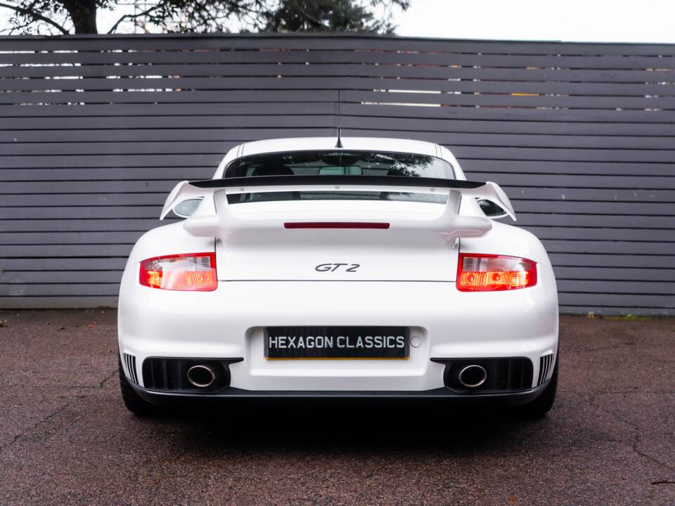 Bild 13/52 von Porsche 911 GT2 (2008)