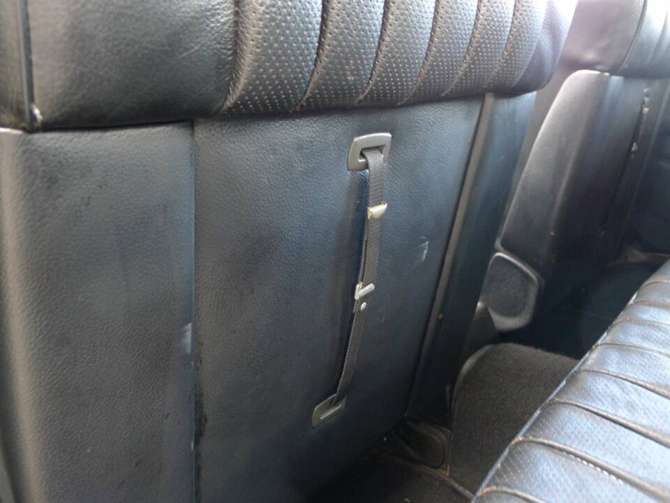 Image 38/44 of Mercedes-Benz 280 (1978)