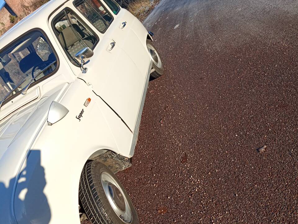 Imagen 2/31 de Renault R 4 (1968)