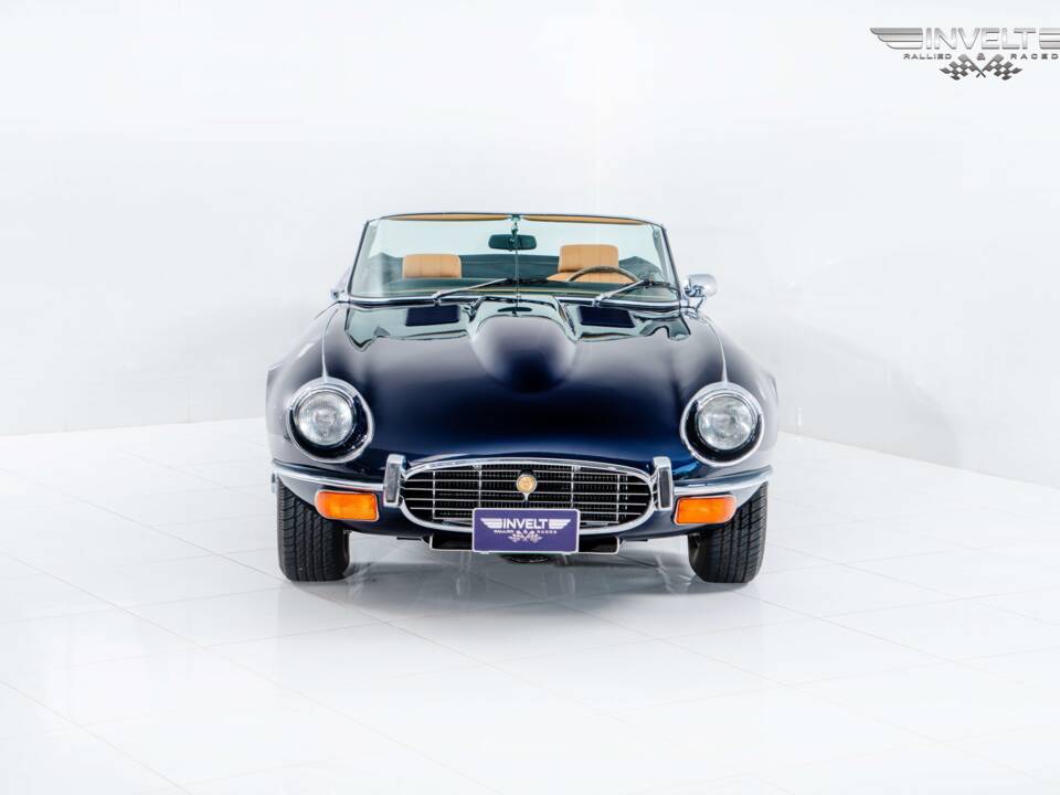 Image 8/18 de Jaguar Type E V12 (1973)