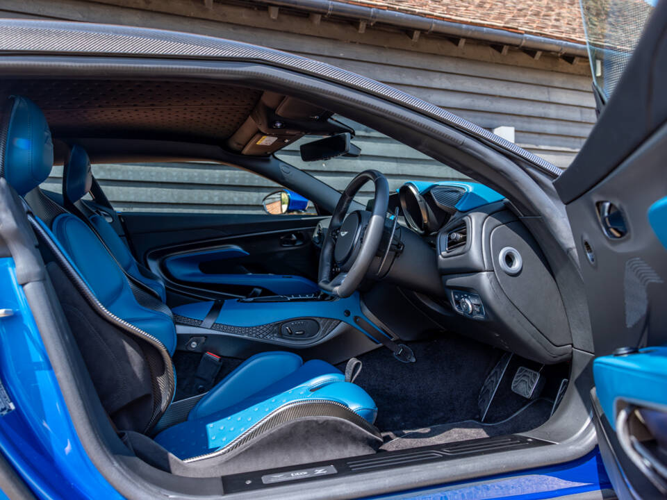 Bild 33/98 von Aston Martin DBS Superleggera Volante (2020)