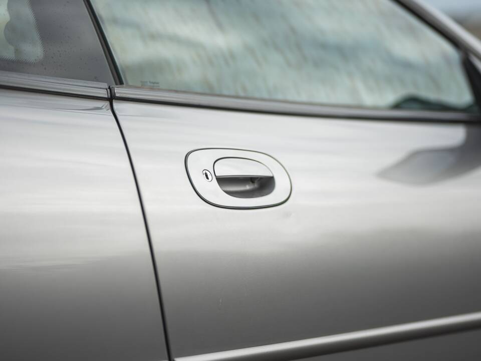 Imagen 39/50 de Jaguar XK8 4.0 (2000)