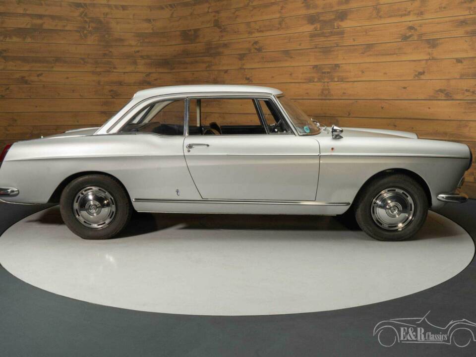 Bild 9/19 von Peugeot 404 Coupé (1967)