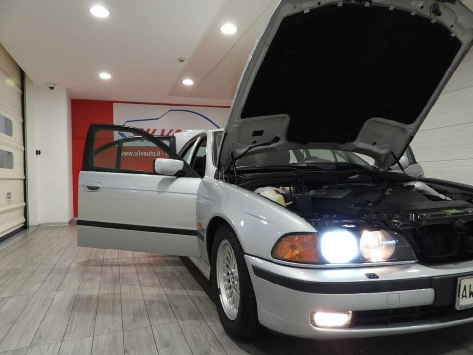 Image 12/15 de BMW 523i (1998)
