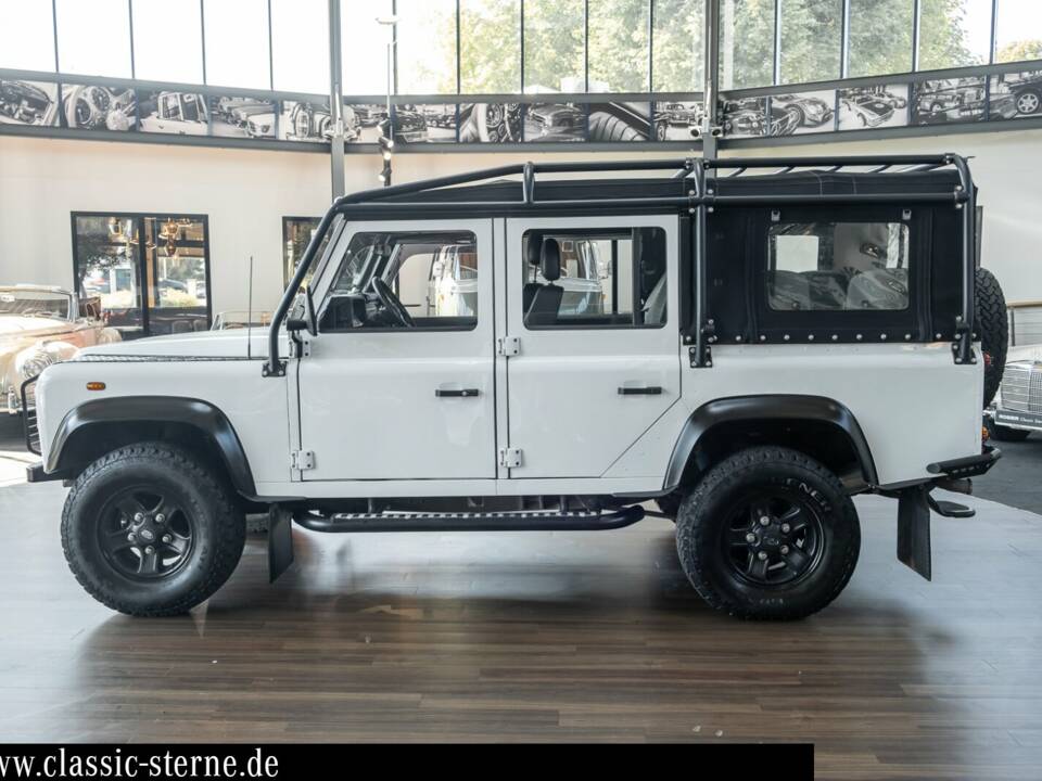 Image 2/15 de Land Rover Defender 110 (2004)