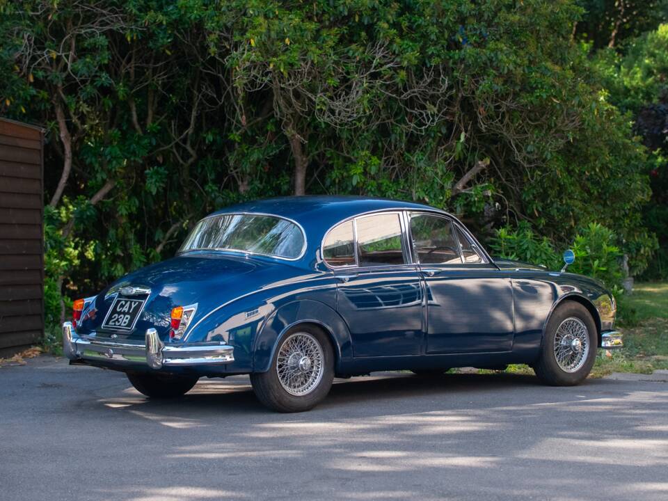 Bild 30/50 von Jaguar Mk II 2.4 (1964)
