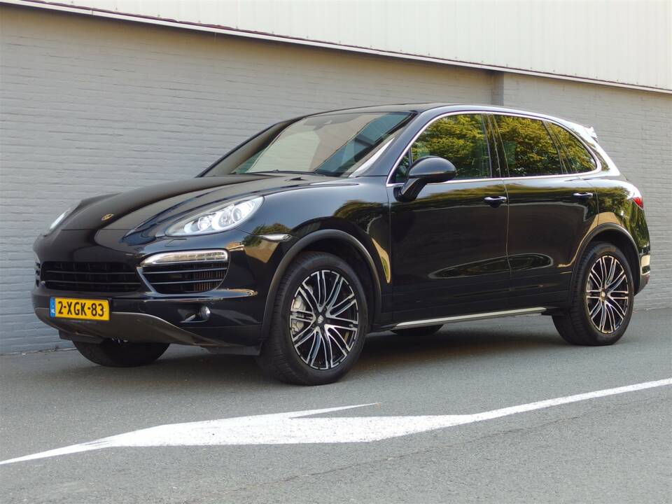 Image 2/96 of Porsche Cayenne S Diesel (2013)