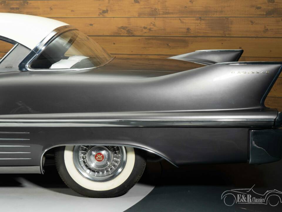 Imagen 8/8 de Cadillac 62 Coupe DeVille (1958)