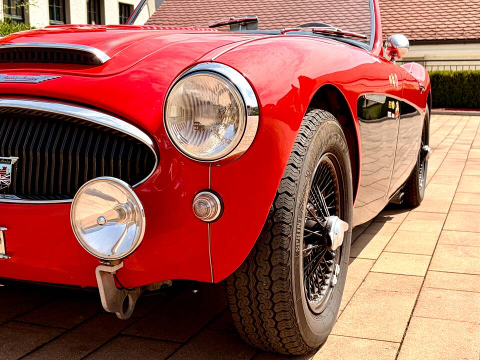 Image 6/15 de Austin-Healey 3000 Mk II (BN7) (1962)