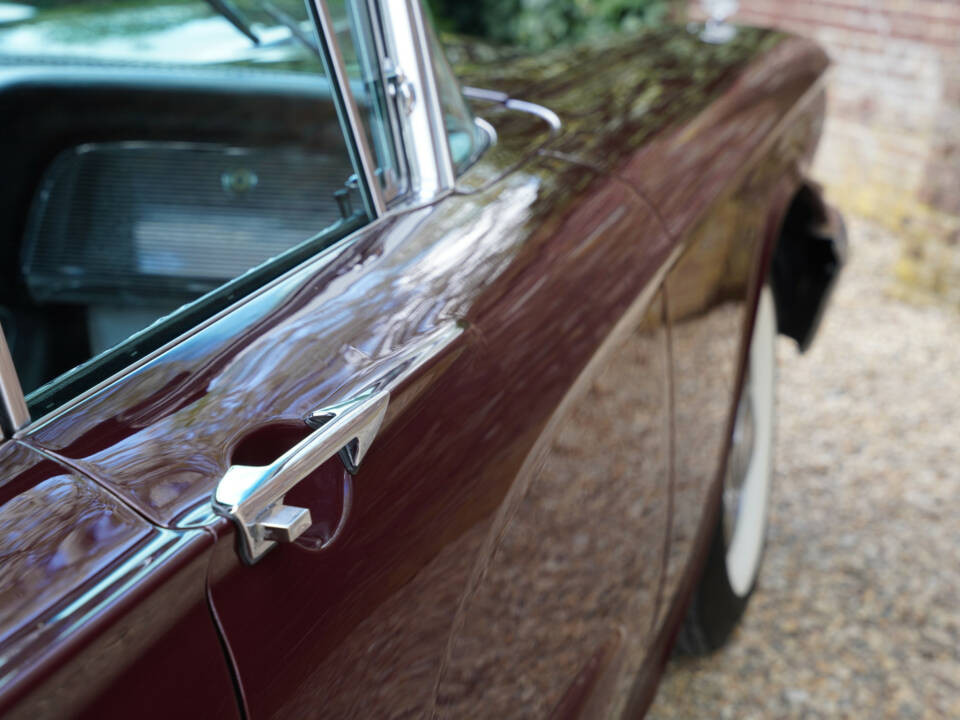 Immagine 36/50 di Ford Thunderbird (1960)