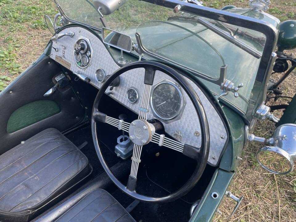 Imagen 10/27 de MG J2 Midget (1933)