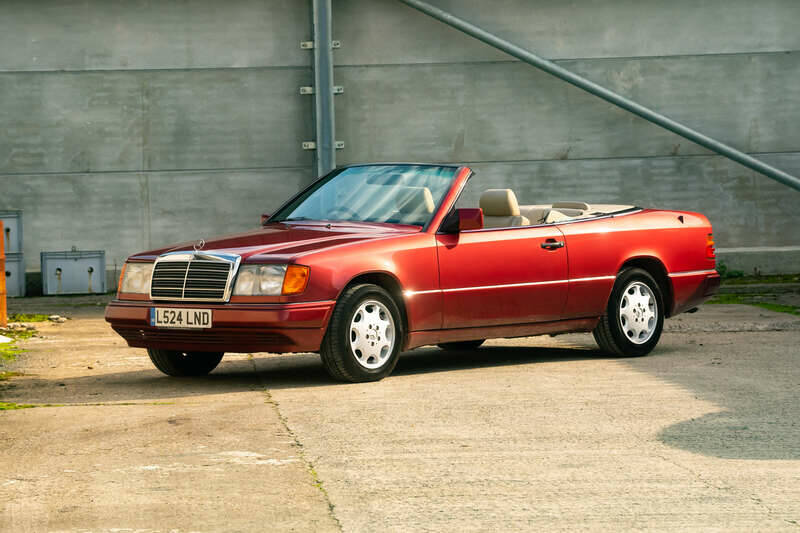 Afbeelding 13/50 van Mercedes-Benz E 320 (1994)