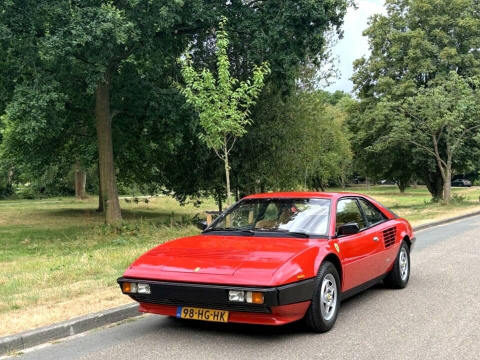 Bild 32/38 von Ferrari Mondial Quattrovalvole (1982)
