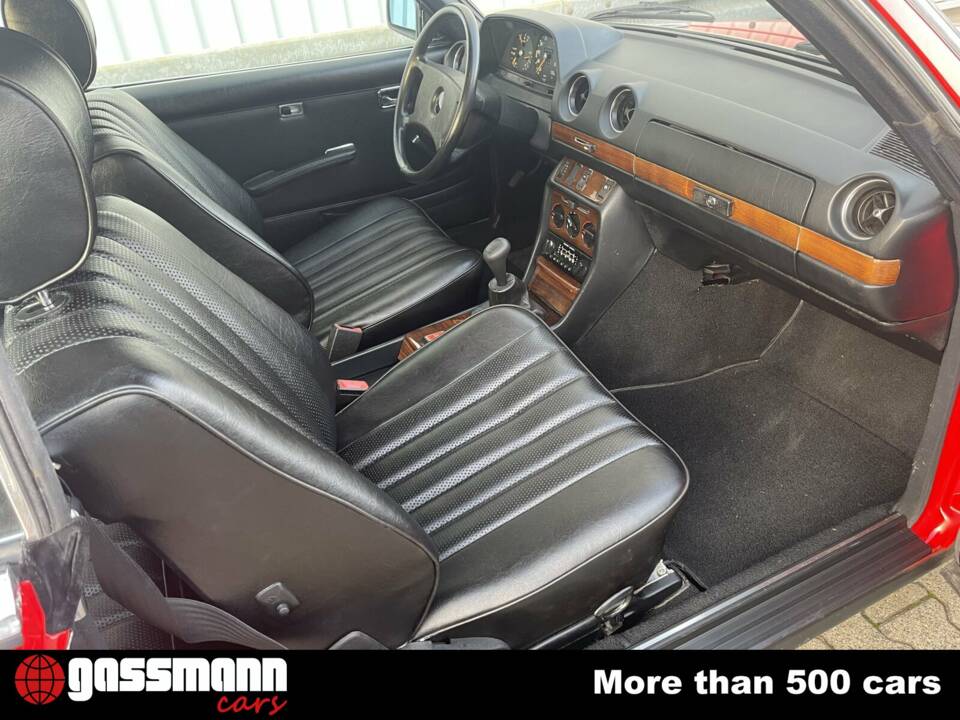 Image 12/15 of Mercedes-Benz 280 CE (1980)