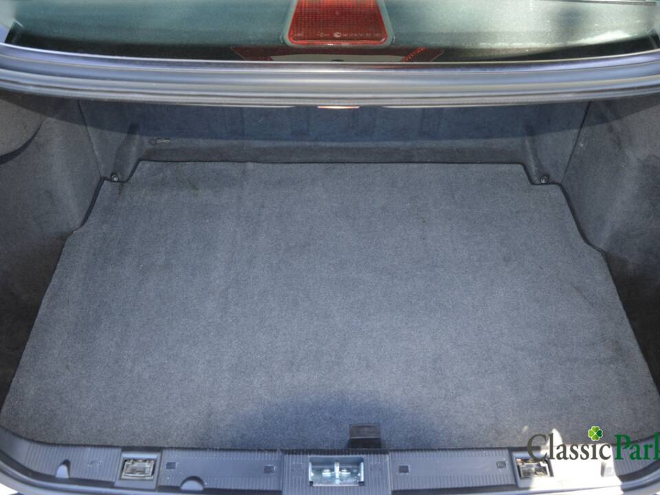 Image 42/50 de Mercedes-Benz E 50 AMG (1996)