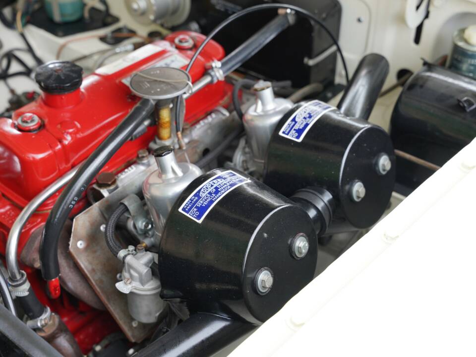 Bild 20/50 von MG MGB (1966)