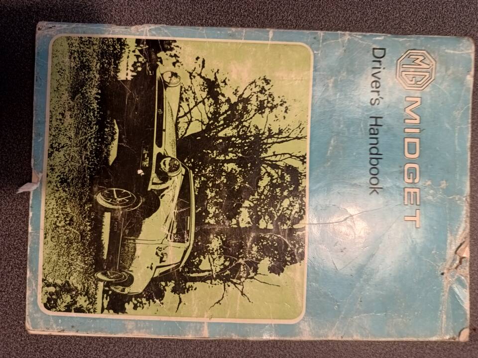 Image 7/29 of MG Midget 1500 (1979)