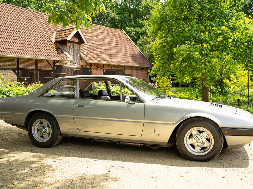 Bild 19/81 von Ferrari 365 GT4 2+2 (1973)