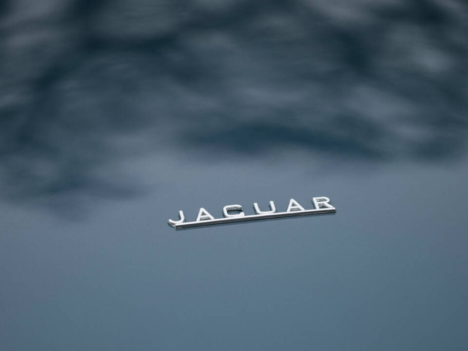 Image 14/21 of Jaguar E-Type 3.8 Flat Floor (1961)
