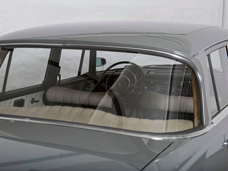 Immagine 7/20 di Mercedes-Benz 190 c (1962)