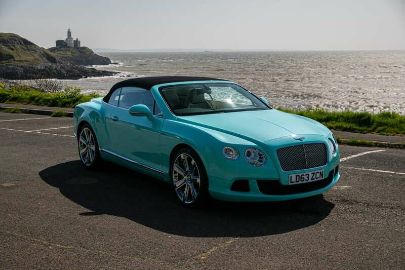 Image 11/38 of Bentley Continental GTC V8 (2013)