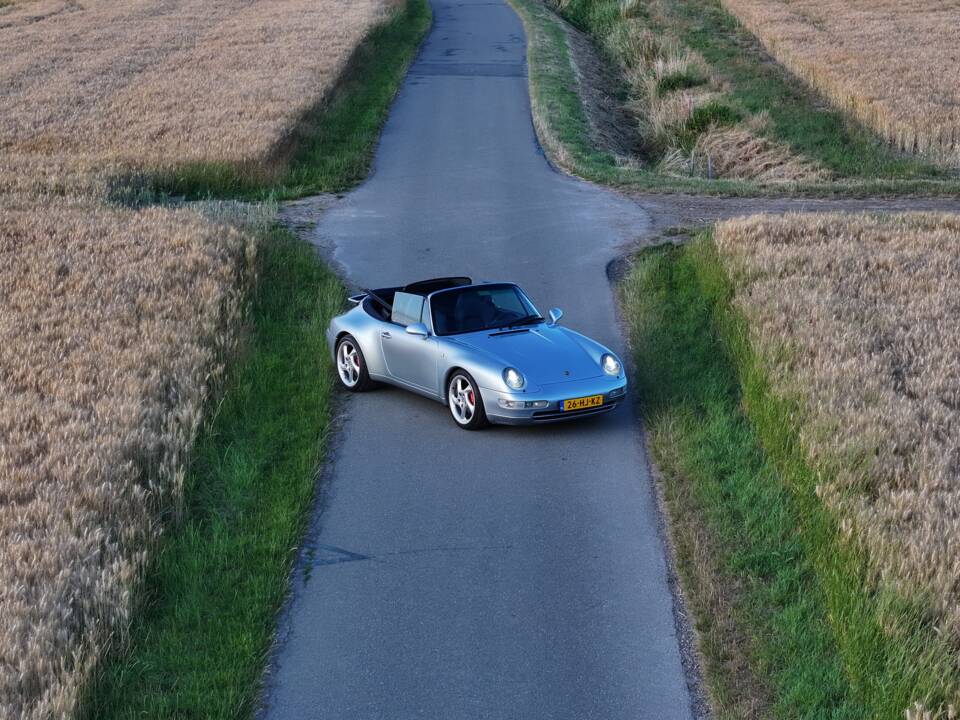 Bild 1/16 von Porsche 911 Carrera (1995)