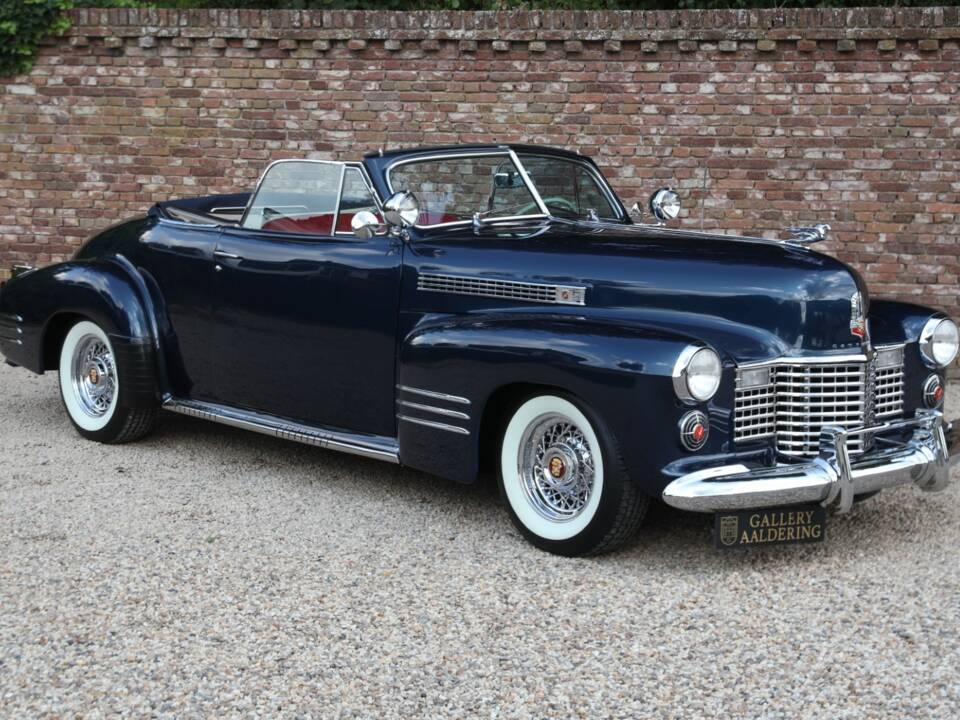 Image 38/50 de Cadillac 62 Convertible (1941)