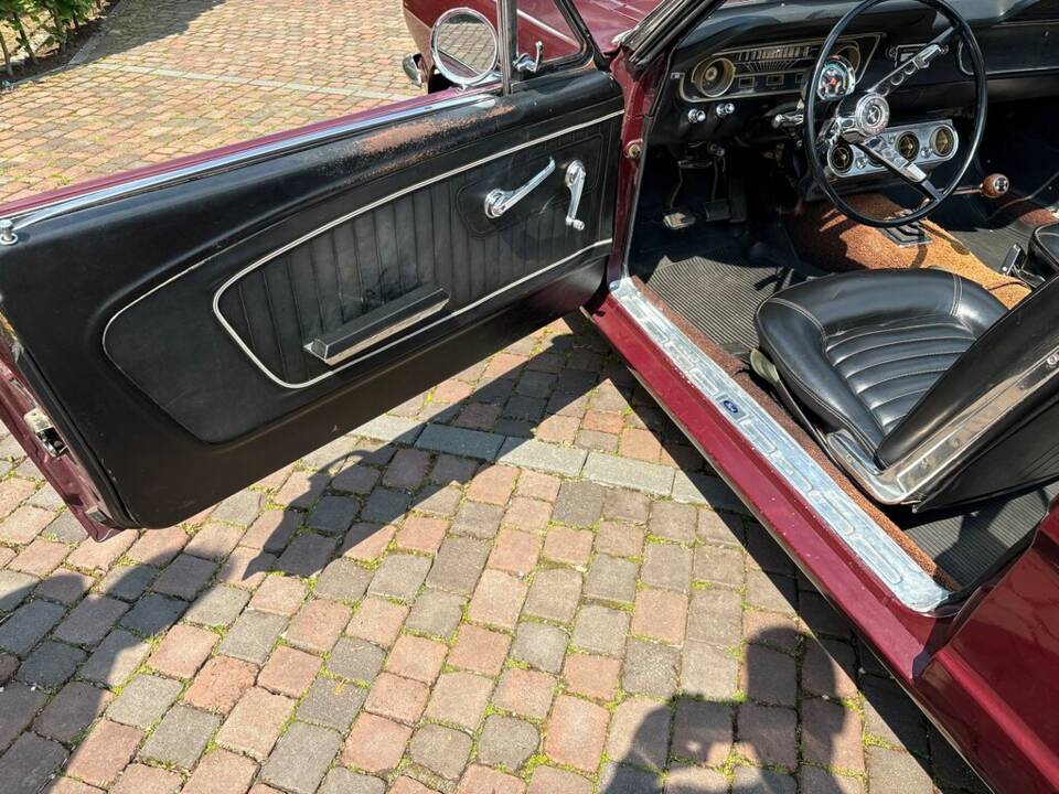 Image 7/8 of Ford Mustang 200 (1965)