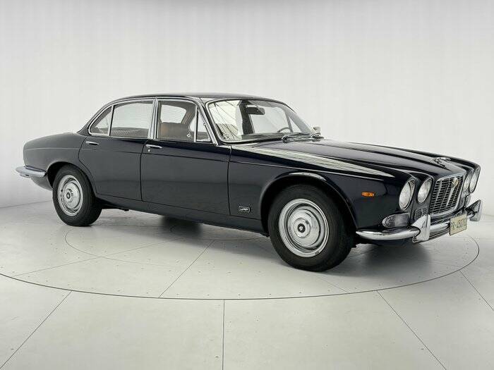 Bild 7/7 von Jaguar XJ 6 2.8 (1971)