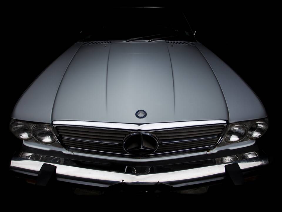 Image 37/48 of Mercedes-Benz 560 SL (1988)
