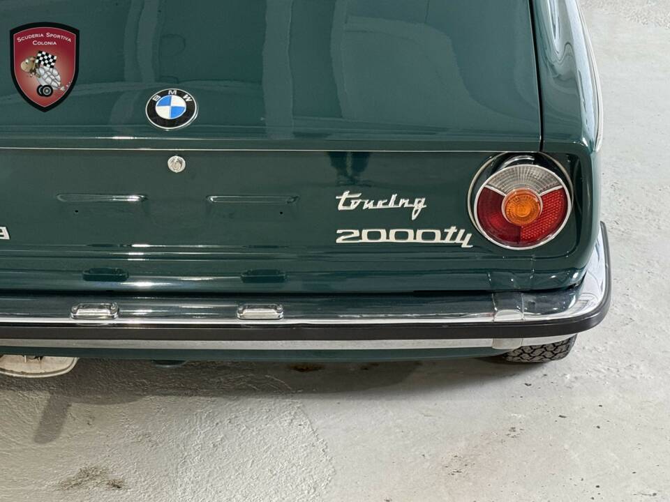 Immagine 77/89 di BMW 2002 tii Touring (1973)