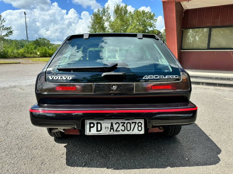 Immagine 6/29 di Volvo 480 Turbo (1990)