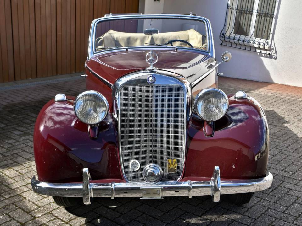Image 4/49 of Mercedes-Benz 170 S Cabriolet A (1947)