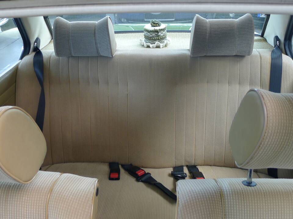 Immagine 43/50 di BMW 318 (1979)