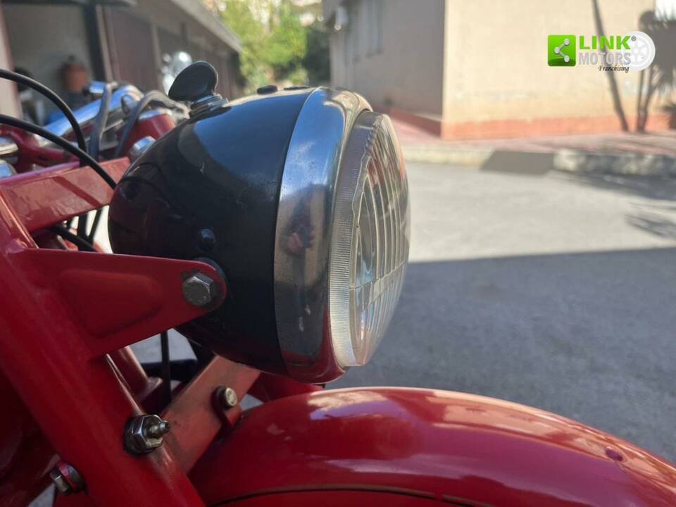 Imagen 8/10 de Moto Guzzi DUMMY (1978)