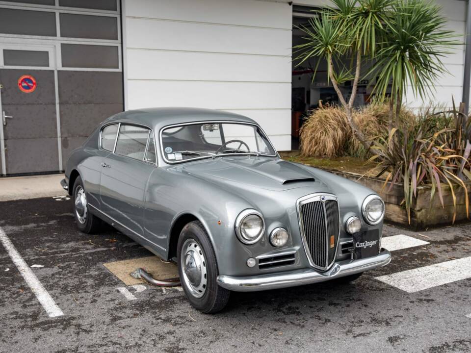 Imagen 6/18 de Lancia Aurelia B20 GT 2500 (1958)