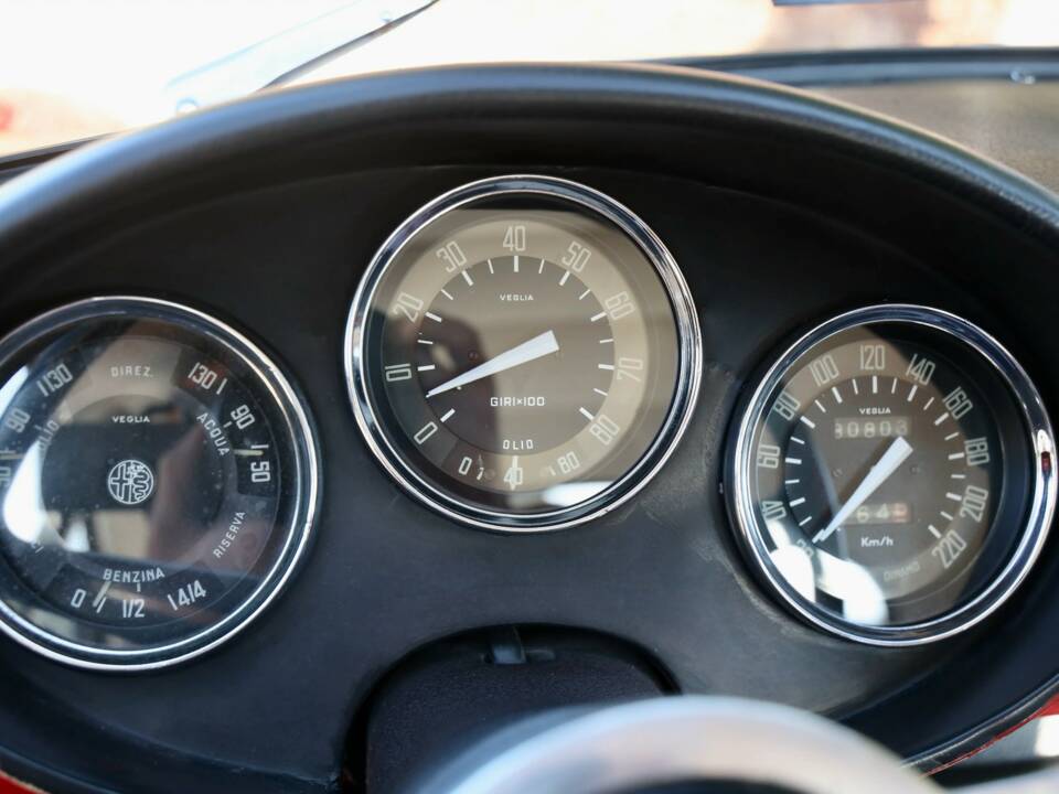 Image 14/50 of Alfa Romeo Giulietta Sprint Speciale (1961)