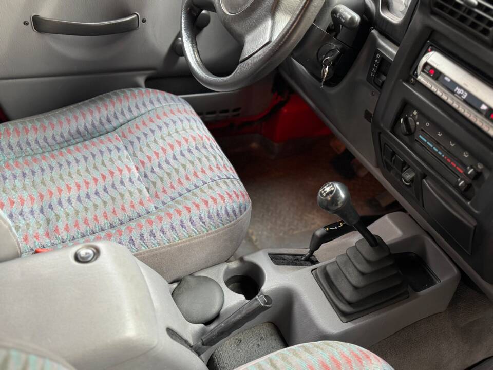 Image 22/31 of Jeep Wrangler Sport 2.5 (1996)