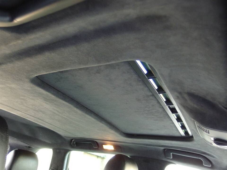 Image 68/99 of Porsche Cayenne Turbo (2007)