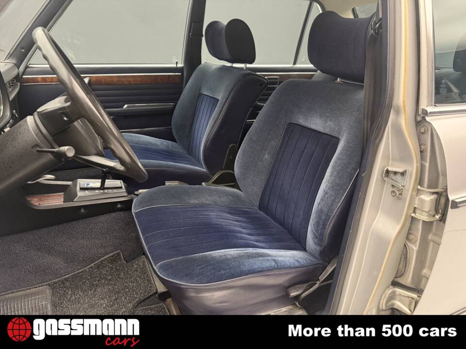 Bild 12/15 von BMW 3,3 L (1974)