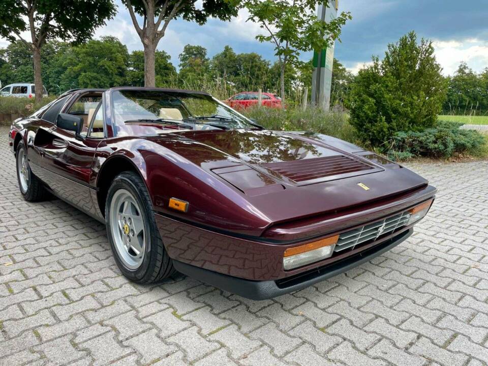 Afbeelding 8/20 van Ferrari 328 GTS (1989)