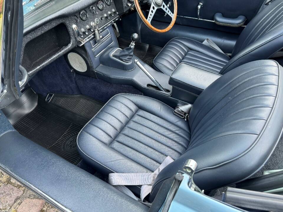 Bild 18/41 von Jaguar E-Type 4.2 (1965)