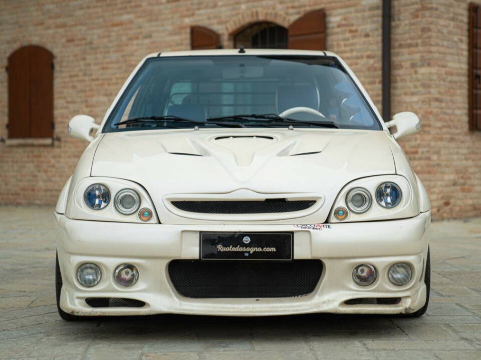 Bild 3/50 von Citroën Saxo 1.6i VTS (1996)