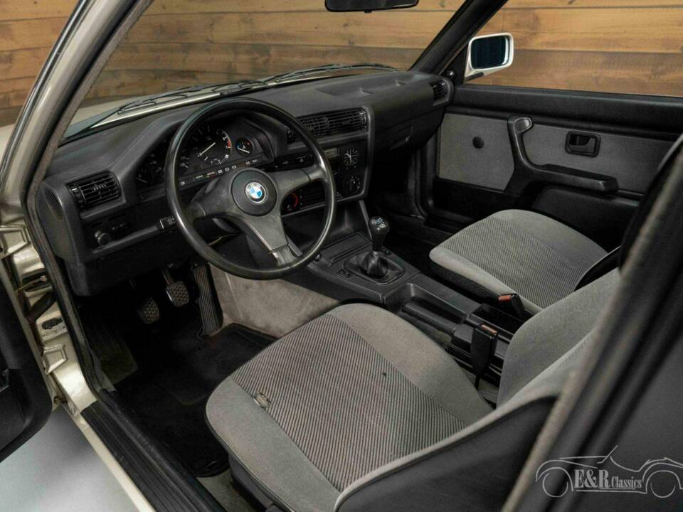 Imagen 2/19 de BMW 320i Baur TC (1984)