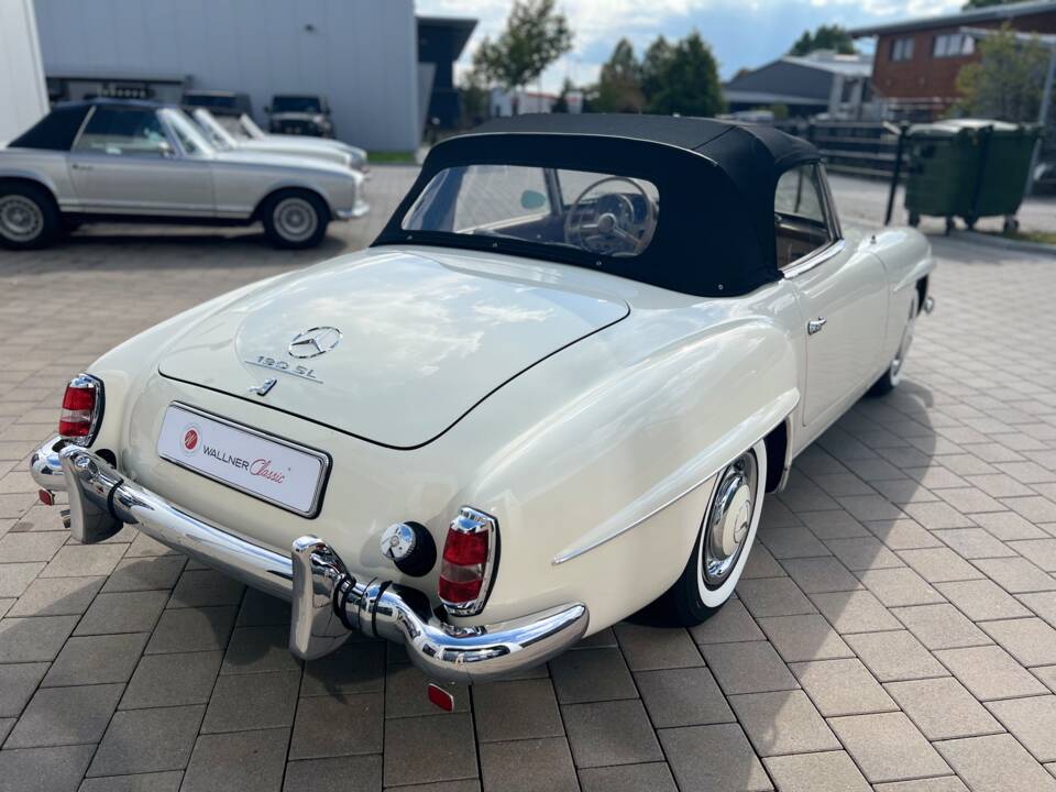 Afbeelding 12/28 van Mercedes-Benz 190 SL (1960)